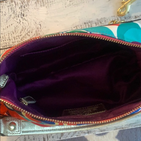 Authentic Coach multi color shoulder/ crossbody💕 - Picture 10 of 16